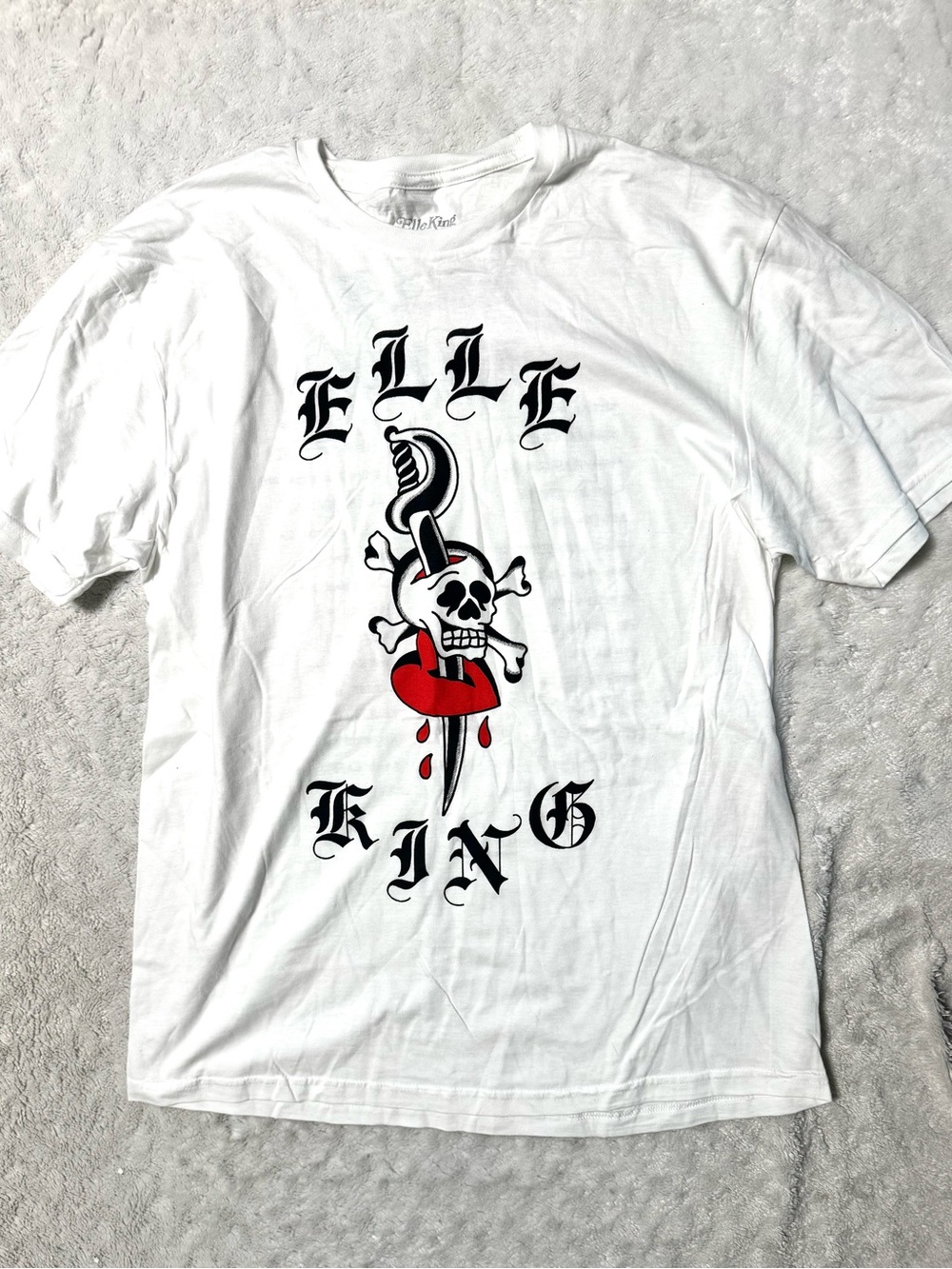 NWOT- Elle King Unisex Graphic Band Concert Tour Skull Heart & Sword Tee Shirt